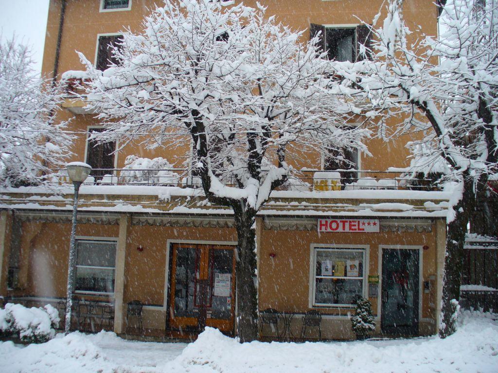 Hotel Locanda Mel Calolziocorte Exteriör bild