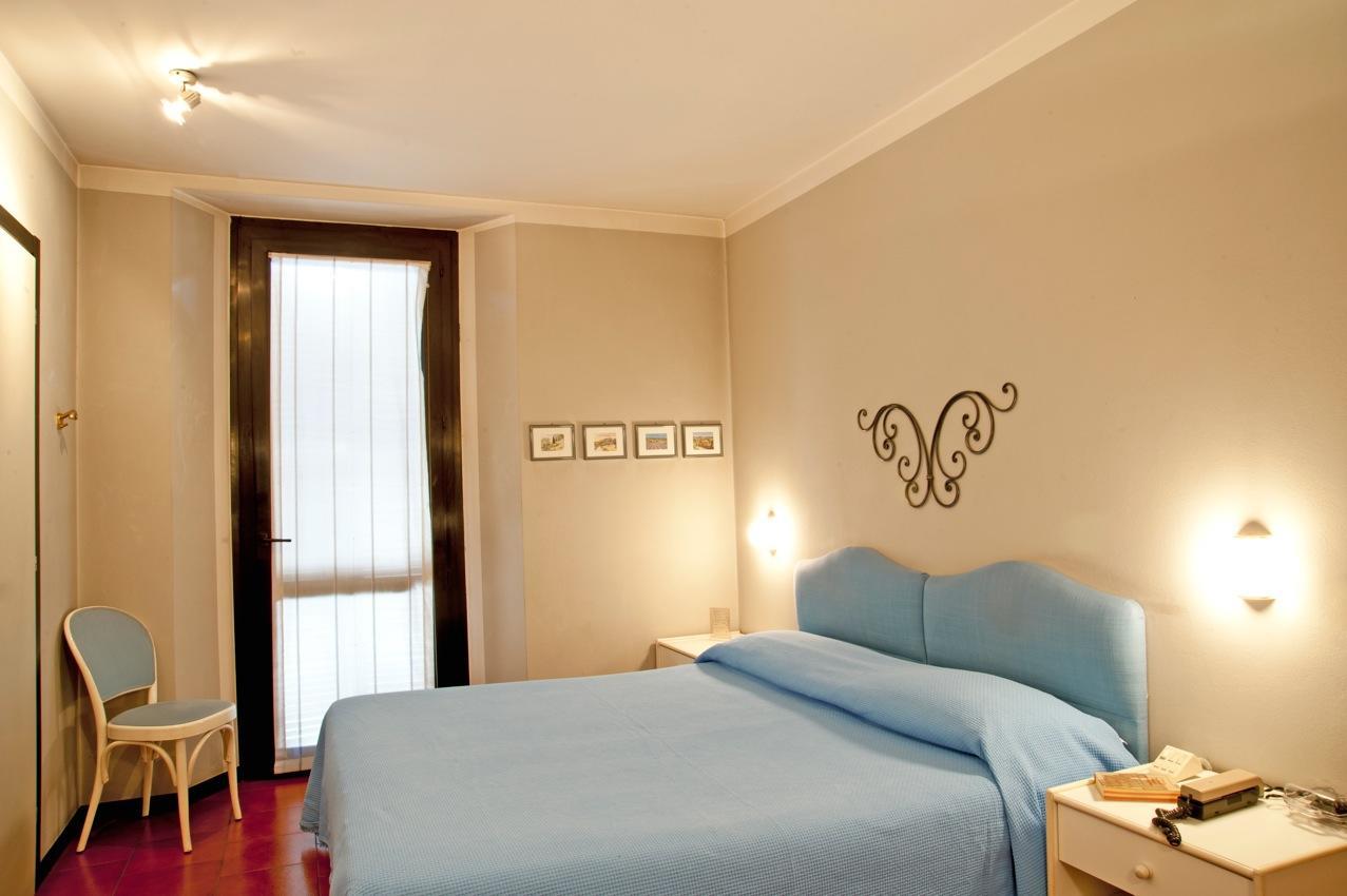 Hotel Locanda Mel Calolziocorte Exteriör bild